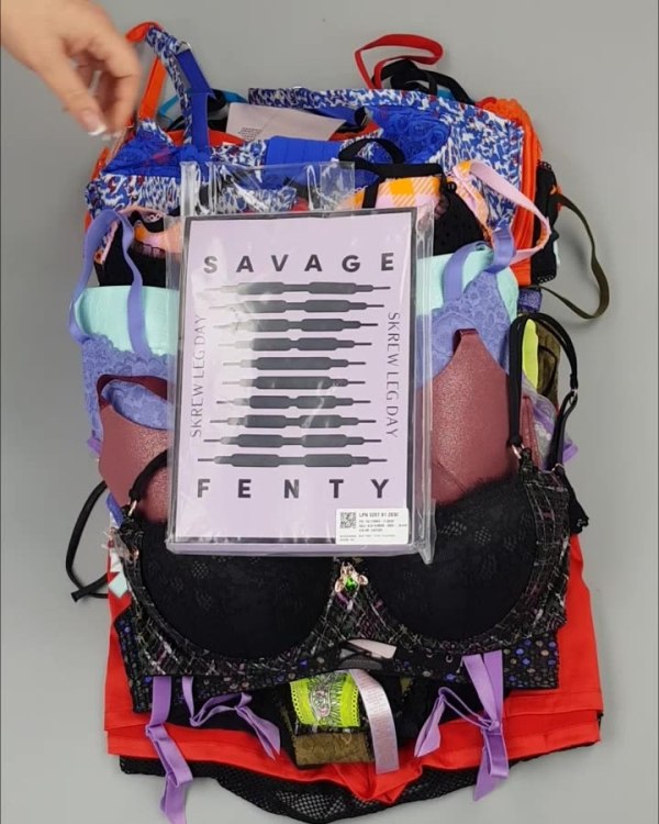 Фотография  957 - Нижнее белье Savage#50 шт, ЛОТ №4037 оптом в Кызыле и республике Тыва