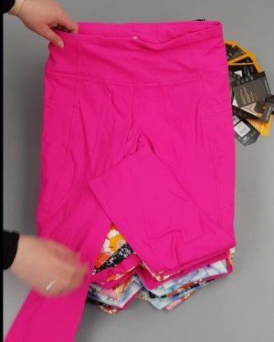 Фотография  414 - Легинсы AVIA (Ladies leggings)#8 кг, ЛОТ №4046 оптом в Кызыле и республике Тыва