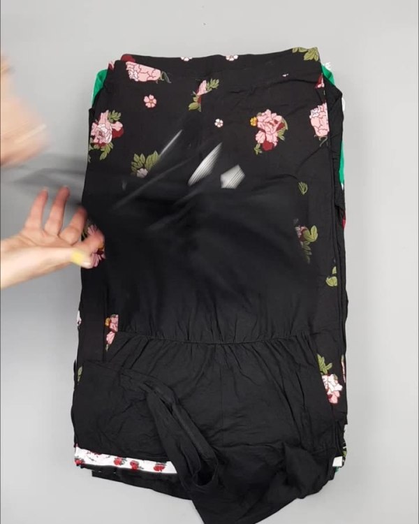 Фотография  644 - CALZEDONIA лето mix#50 шт, ЛОТ №4073 оптом в Кызыле и республике Тыва