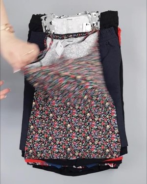 Фотография  571 - CALZEDONIA лето mix#50 шт, ЛОТ №4073 оптом в Кызыле и республике Тыва