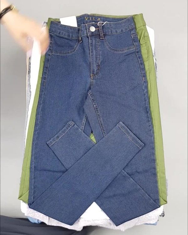 Фотография  975 - VILA Summer mix#15 кг, ЛОТ №4356 оптом в Кызыле и республике Тыва