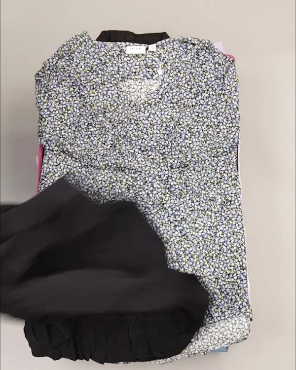 Фотография  105 - VILA Summer mix#15 кг, ЛОТ №4357 оптом в Кызыле и республике Тыва