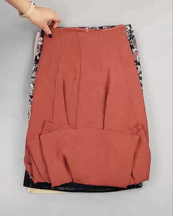 Фотография  408 - Юбки Корея#20 шт, ЛОТ №5062 оптом в Кызыле и республике Тыва