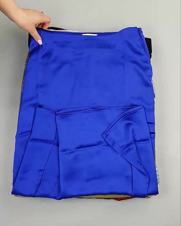 Фотография  803 - Юбки Bestseller 44#5 кг, ЛОТ №6120 оптом в Кызыле и республике Тыва