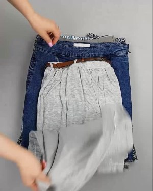 Фотография  986 - Юбки Bestseller 44#5 кг, ЛОТ №6123 оптом в Кызыле и республике Тыва