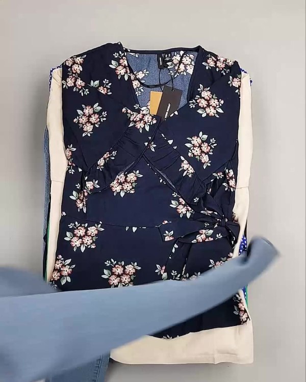 Фотография  629 - DK, Bestseller Summer mix#50 кг, ЛОТ №6186 оптом в Кызыле и республике Тыва