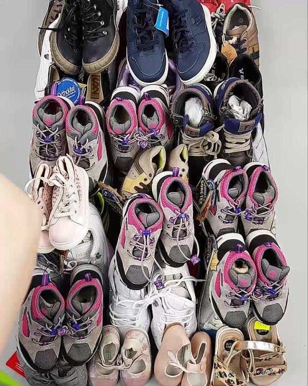 Фотография  281 - Обувь СТОК дети лето#15,7 кг, ЛОТ №6188 оптом в Кызыле и республике Тыва