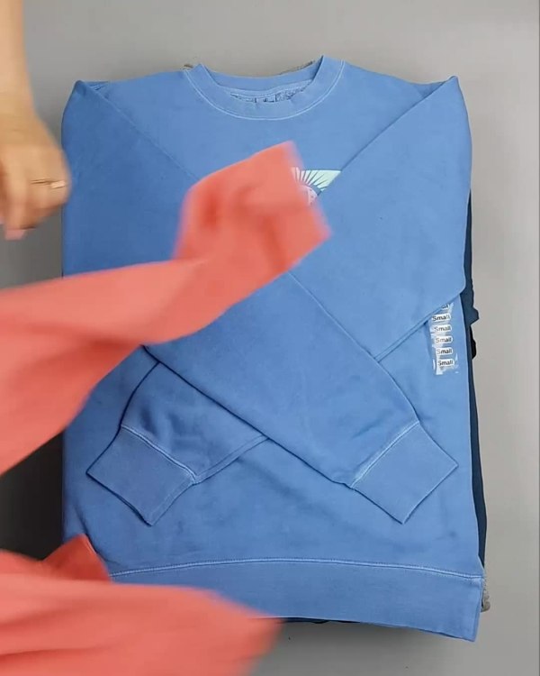 Фотография  264 - Толстовки СТОК CAN#15 кг, ЛОТ №6268 оптом в Кызыле и республике Тыва