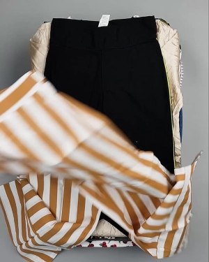 Фотография  695 - CALZEDONIA лето mix#50 шт, ЛОТ №6366 оптом в Кызыле и республике Тыва