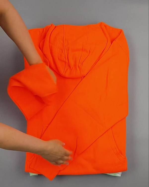 Фотография  682 - Толстовки СТОК CAN 0424#10 кг, ЛОТ №6425 оптом в Кызыле и республике Тыва