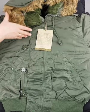 Фотография  431 - Верхняя одежда Англия СТОК #10 кг, ЛОТ №6727 оптом в Кызыле и республике Тыва