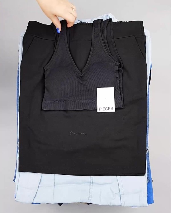 Фотография  328 - DK+Bestseller Winter mix 064#15 кг, ЛОТ №6896 оптом в Кызыле и республике Тыва