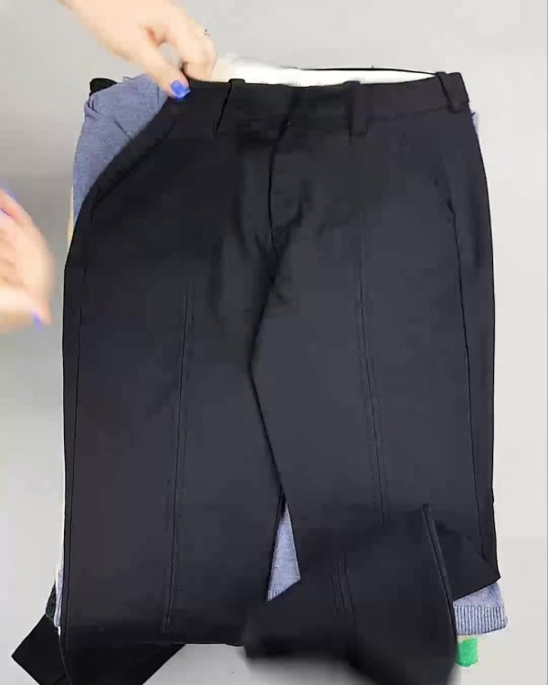 Фотография  300 - DK+Bestseller Winter mix 064#15 кг, ЛОТ №6898 оптом в Кызыле и республике Тыва