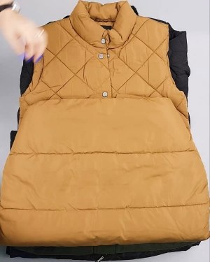 Фотография  289 - Верхняя одежда Дания#10,1 кг ЛОТ №6909 оптом в Кызыле и республике Тыва