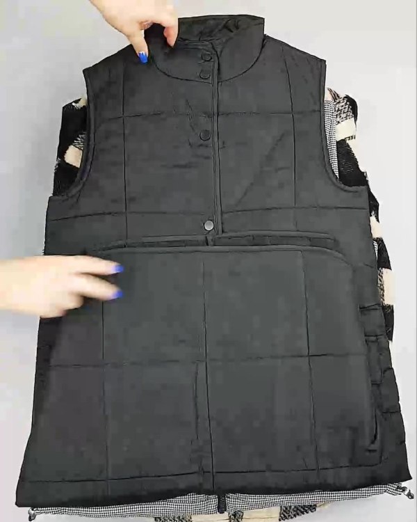 Фотография  448 - Верхняя одежда Дания#10,2 кг ЛОТ №6911 оптом в Кызыле и республике Тыва