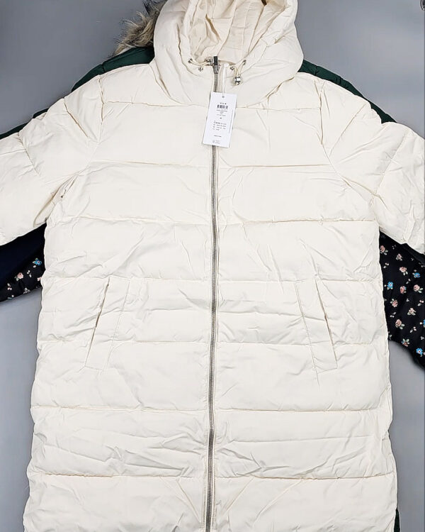 Фотография  340 - Верхняя одежда VILA#10 кг, ЛОТ №6824 оптом в Кызыле и республике Тыва