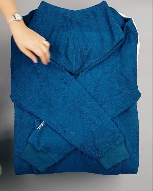 Фотография  977 - HOODIE CAN 084#10 кг, ЛОТ №7033 оптом в Кызыле и республике Тыва