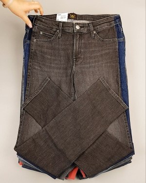 Фотография  590 - Джинсы LEE м/ж#7,9 кг, ЛОТ №7032 оптом в Кызыле и республике Тыва