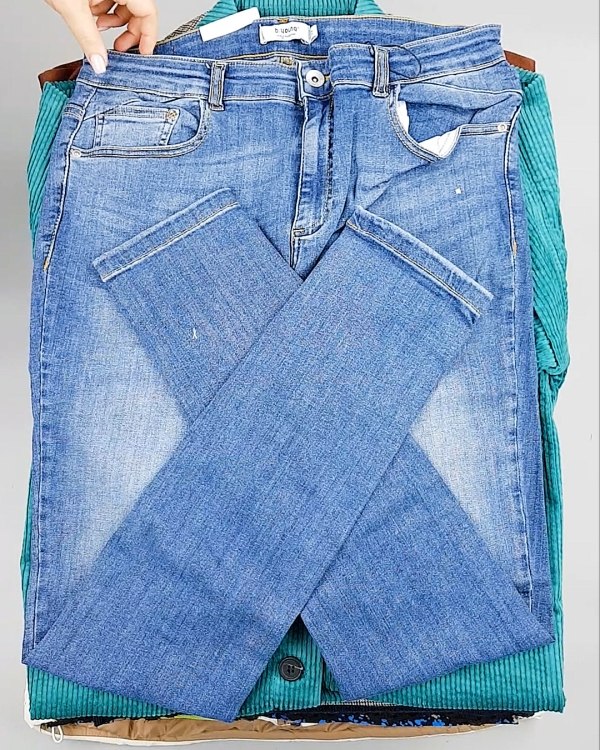 Фотография  932 - B.YOUNG Winter mix 104#15 кг, ЛОТ №7171 оптом в Кызыле и республике Тыва