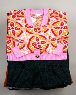 Купить Кардиганы VILA W 104#7 кг, ЛОТ №7384 оптом в Кызыле и республике Тыва