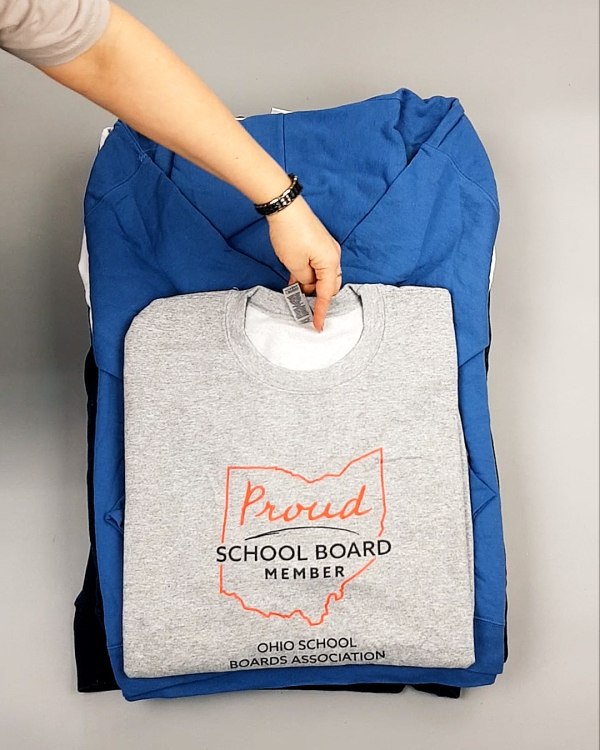 Фотография  650 - Толстовки м/ж (Sweat Tops)#20 кг, ЛОТ №7434 оптом в Кызыле и республике Тыва