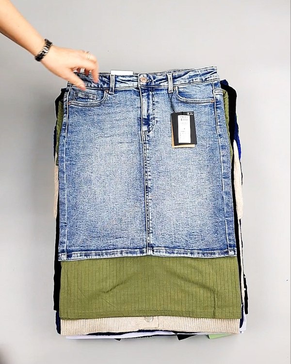 Фотография  697 - Bestseller Winter mix 104#15 кг, ЛОТ №7343 оптом в Кызыле и республике Тыва