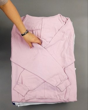 Фотография  723 - Толстовки м/ж (Sweat Tops)#20 кг, ЛОТ №7435 оптом в Кызыле и республике Тыва