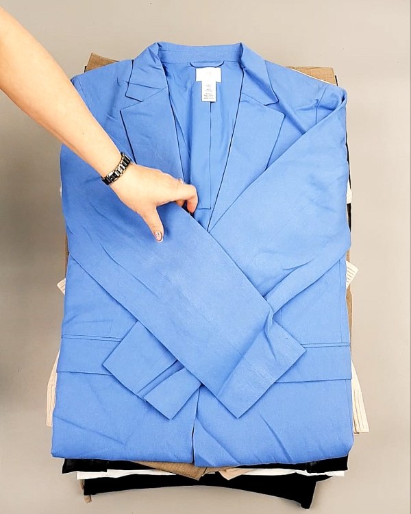 Фотография  547 - 12191 H&M mix textil 1224#25 кг, ЛОТ №7489 оптом в Кызыле и республике Тыва