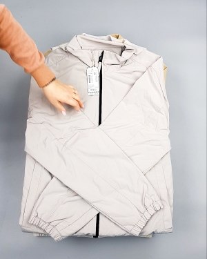 Фотография  802 - Верхняя одежда весна TOM TAILOR 124#7,1 кг, ЛОТ №7580 оптом в Кызыле и республике Тыва