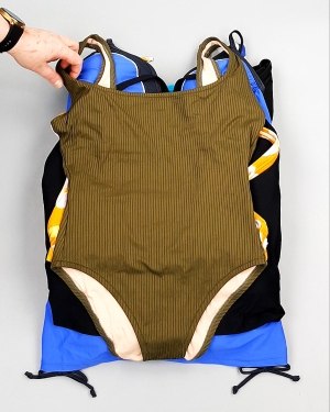 Фотография  492 - Купальники СТОК CAN 124#5 кг, ЛОТ №7689 оптом в Кызыле и республике Тыва