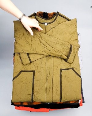 Фотография  647 - Верхняя одежда AMAZON жен 015#10 кг, ЛОТ №7712 оптом в Кызыле и республике Тыва