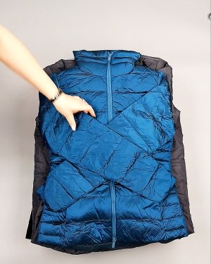 Фотография  252 - Верхняя одежда AMAZON жен 015#10 кг, ЛОТ №7712 оптом в Кызыле и республике Тыва