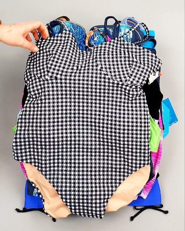 Фотография  697 - Купальники СТОК CAN 124#5 кг, ЛОТ №7689 оптом в Кызыле и республике Тыва