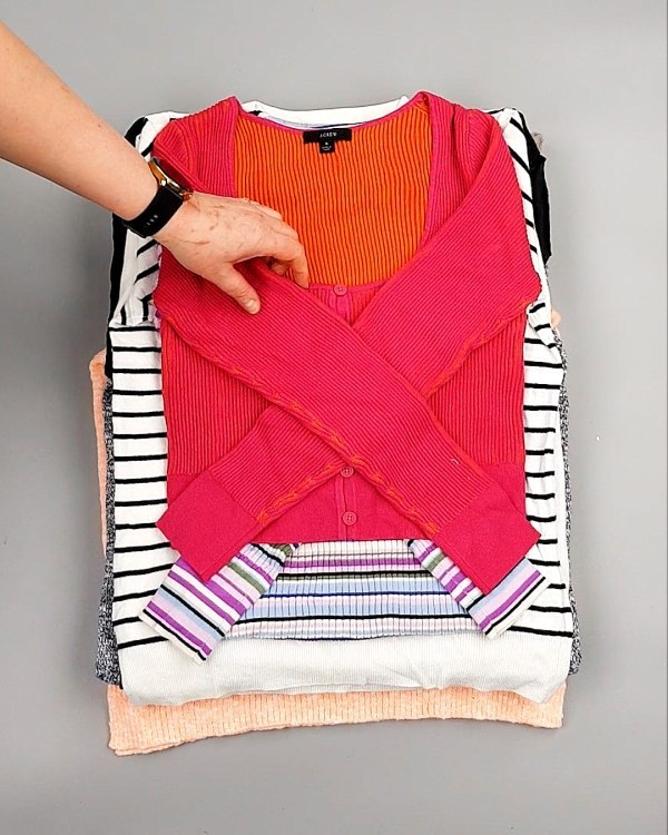 Фотография  434 - Джемпера легкие СТОК CAN 084#7 кг, ЛОТ №7635 оптом в Кызыле и республике Тыва