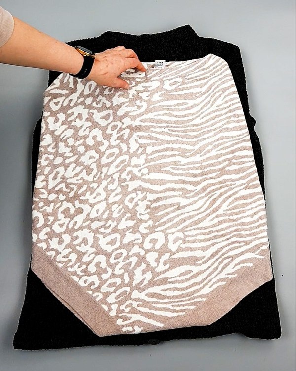 Фотография  336 - Джемпера СТОК CAN 084#7 кг, ЛОТ №7648 оптом в Кызыле и республике Тыва