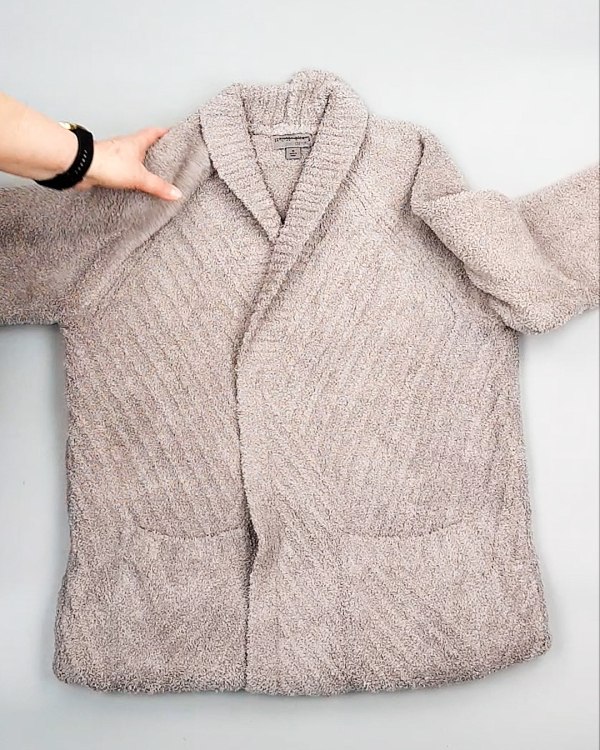 Фотография  433 - Кардиганы СТОК CAN 084#7 кг, ЛОТ №7673 оптом в Кызыле и республике Тыва