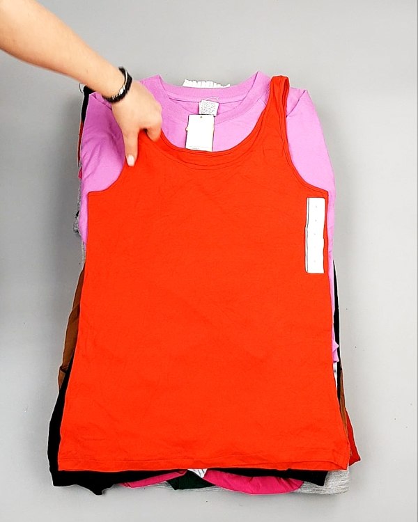 Фотография  931 - AMAZON mix жен лето 015#15 кг, ЛОТ №7723 оптом в Кызыле и республике Тыва