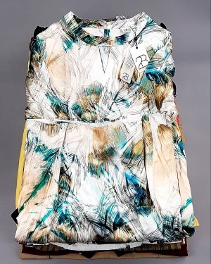 Купить DK, Bestseller + Summer mix#15 кг, ЛОТ №7926 оптом в Кызыле и республике Тыва