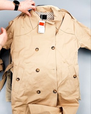 Фотография  586 - Ветровки м/ж C&A 025#10 кг, ЛОТ №7864 оптом в Кызыле и республике Тыва