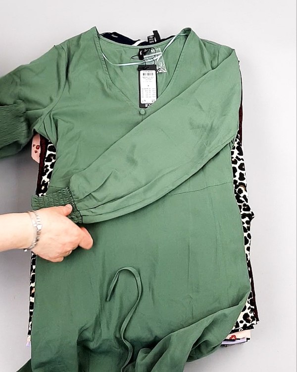 Фотография  956 - Платья Bestseller+DK Summer 035#5 кг, ЛОТ №8057 оптом в Кызыле и республике Тыва