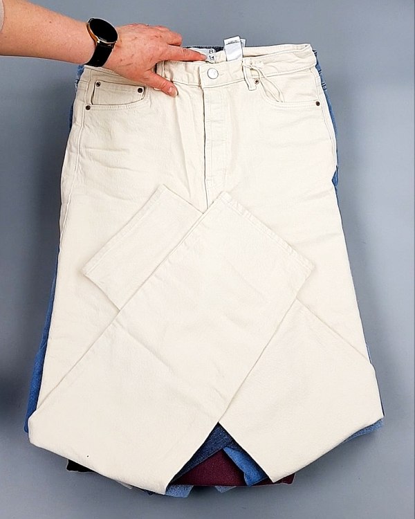 Фотография  595 - Джинсы NEXT Women#10 кг, ЛОТ №8034 оптом в Кызыле и республике Тыва