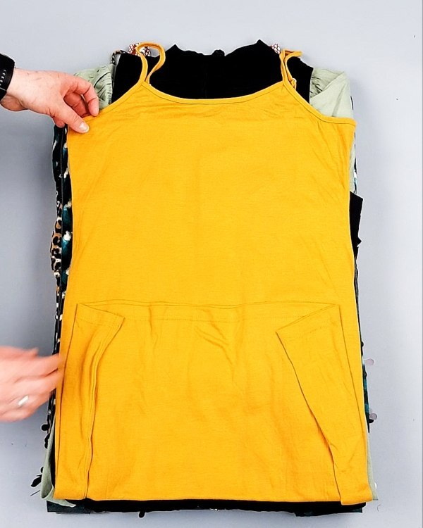 Фотография  883 - Платья Bestseller+DK Summer 035#5 кг, ЛОТ №8061 оптом в Кызыле и республике Тыва