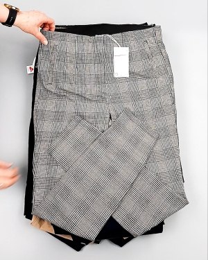 Фотография  485 - Брюки женские лето C&A 025#10 кг оптом в Кызыле и республике Тыва