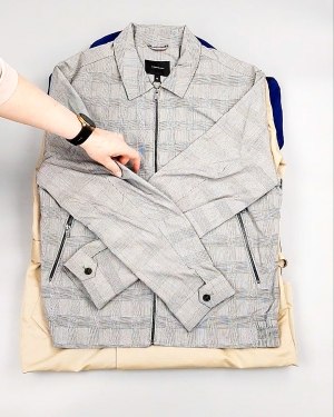 Фотография  416 - Ветровки м/ж C&A 025#10 кг, ЛОТ №7864 оптом в Кызыле и республике Тыва