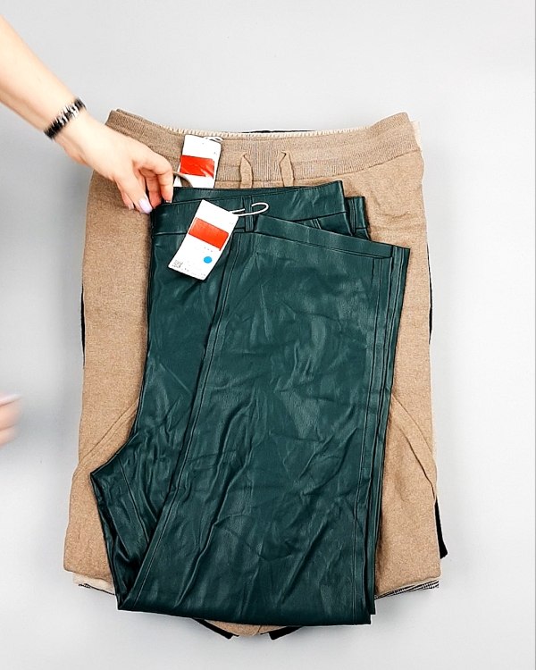 Фотография  444 - Брюки женские зима C&A 025#10 кг, ЛОТ №7910 оптом в Кызыле и республике Тыва