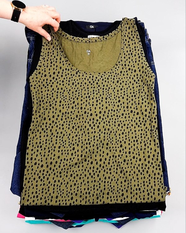 Фотография  387 - C&A Summer mix 022024#15 кг, ЛОТ №7916 оптом в Кызыле и республике Тыва