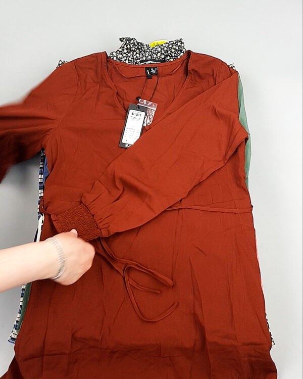 Фотография  379 - Платья Bestseller 44#5 кг, ЛОТ №8319 оптом в Кызыле и республике Тыва