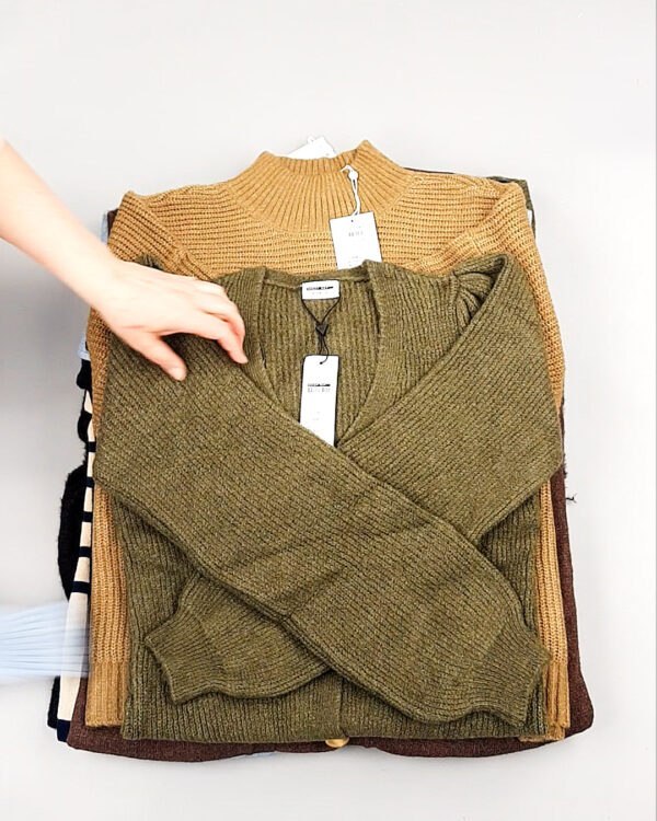 Фотография  414 - Джемпера Bestseller+DK 035#7 кг, ЛОТ №8258 оптом в Кызыле и республике Тыва