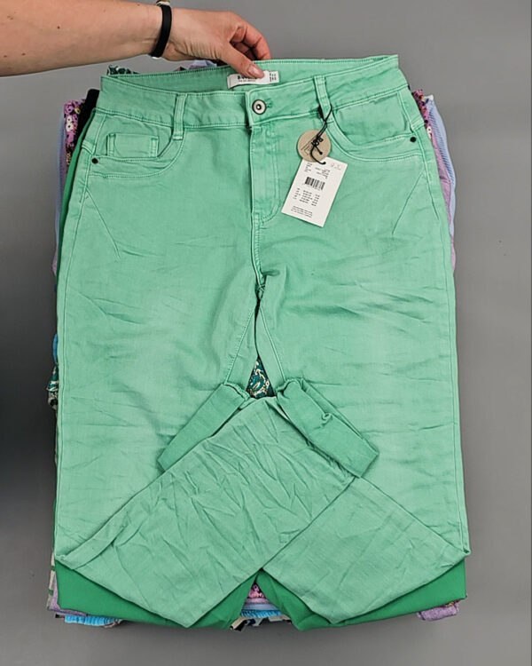 Фотография  401 - B.YOUNG Summer mix 045#15 кг, ЛОТ №8567 оптом в Кызыле и республике Тыва