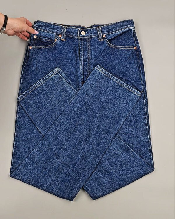 Фотография  894 - Джинсы LEVIS муж #6,3 кг, ЛОТ №8759 оптом в Кызыле и республике Тыва